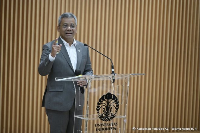 
 Wamenkeu Suahasil Nazara Tekankan Pentingnya Ilmu Ekonomi Makro bagi Generasi Muda